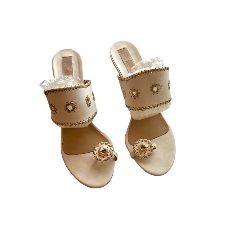 Michael Kors Elegant White/ Gold accented Women's Heeled Sandals - Picture 5 of 8